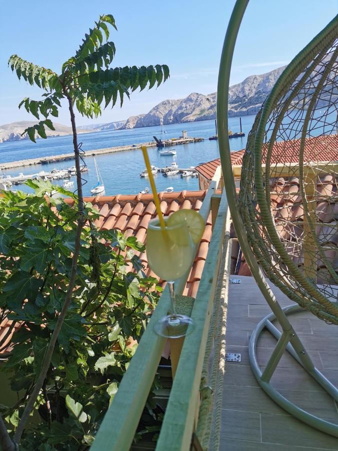 Lavender Villa Baska  Luaran gambar