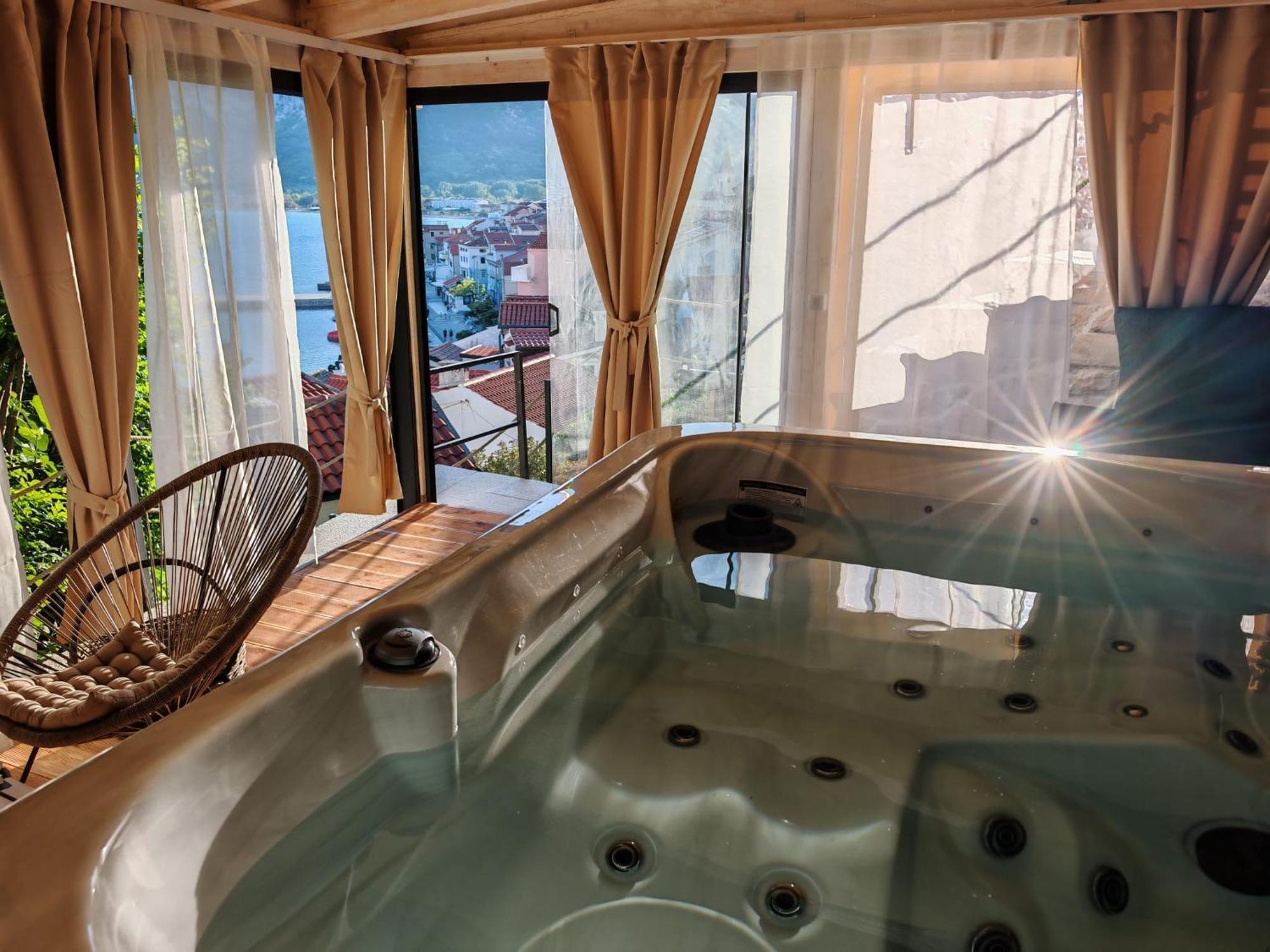 Lavender Villa Baska  Luaran gambar