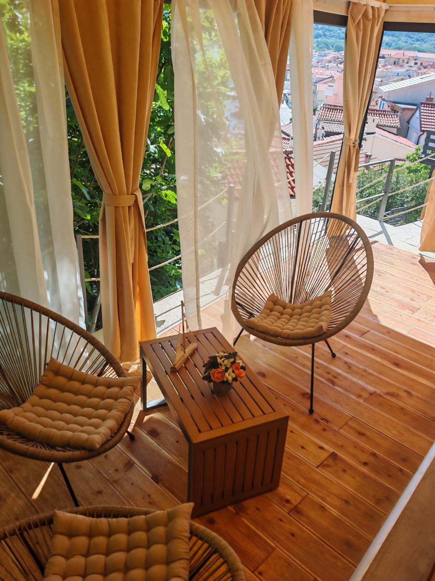 Lavender Villa Baska  Luaran gambar